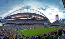 开云平台-当足球的鏖战遇见篮球的接管，跨越时空的竞技诗篇