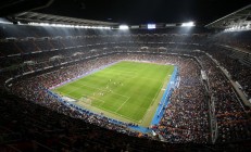 开云APP-沪上风暴，小贾伦关键节点连续得分，上海队力克雄鹿