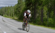 开云体育中国官网-跨越赛场的硬核精神，从步行者鏖战到莫兰特接管欧冠的制胜哲学