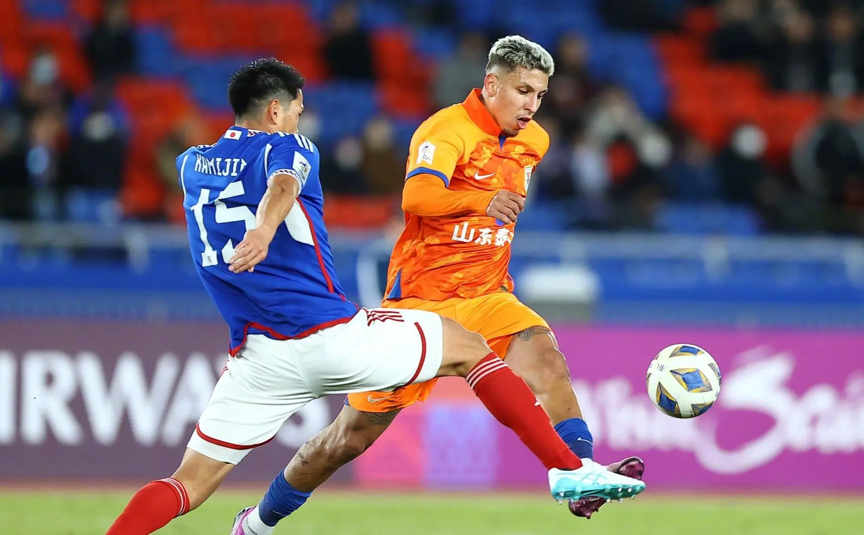 山东泰山足球俱乐部再次收获胜利，稳住前列的简单介绍