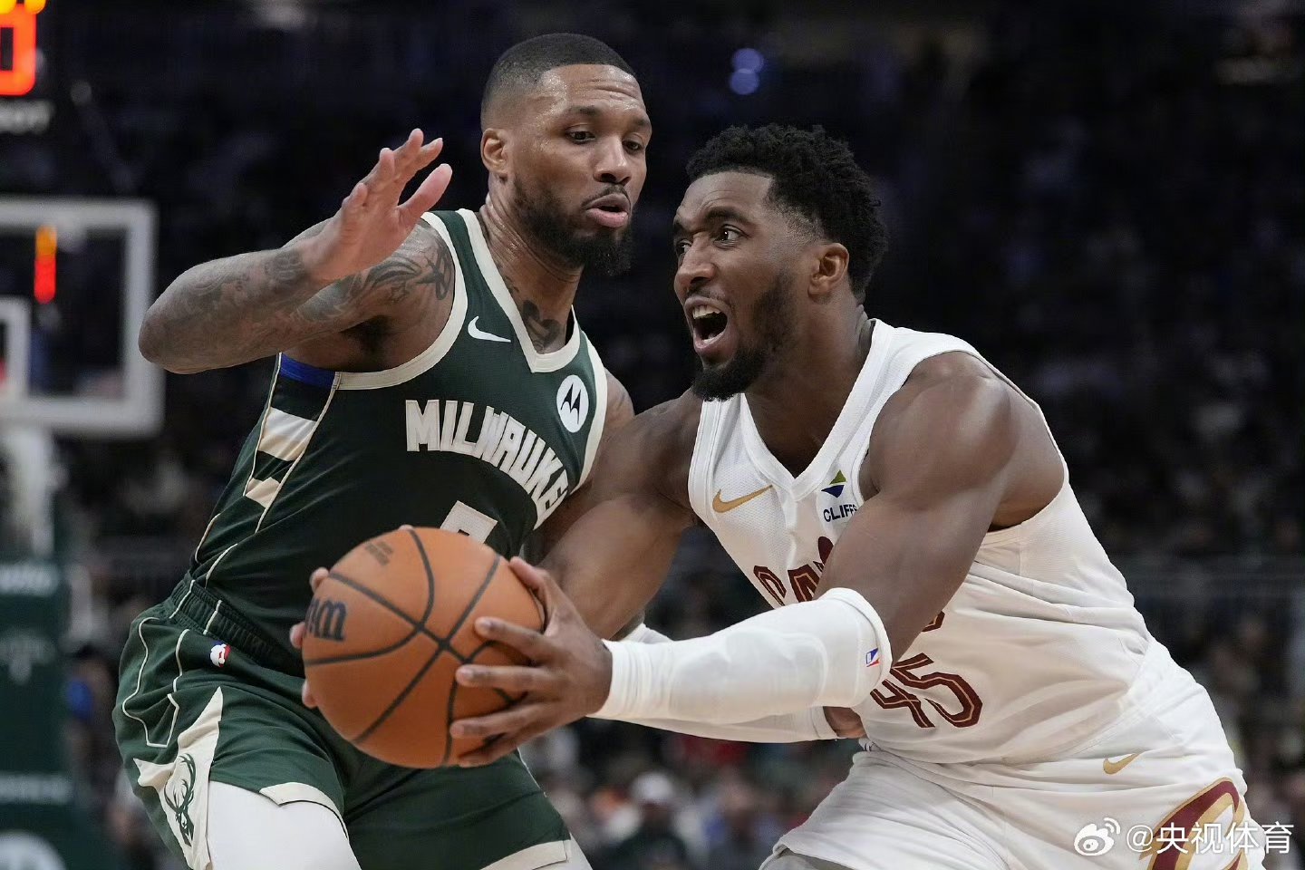 雄鹿连胜遭遇终结，热火客场横扫对手的简单介绍