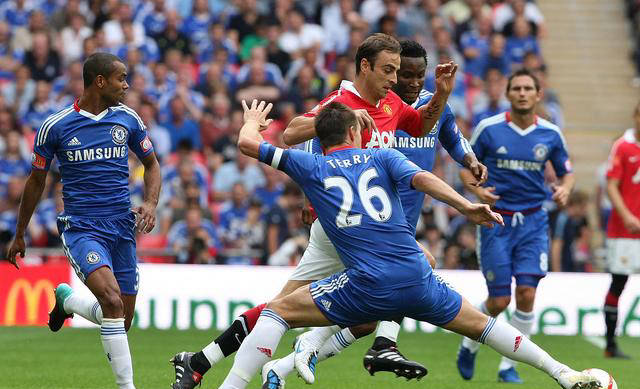 包含南安普顿客场不敌对手，遇到三连败的词条