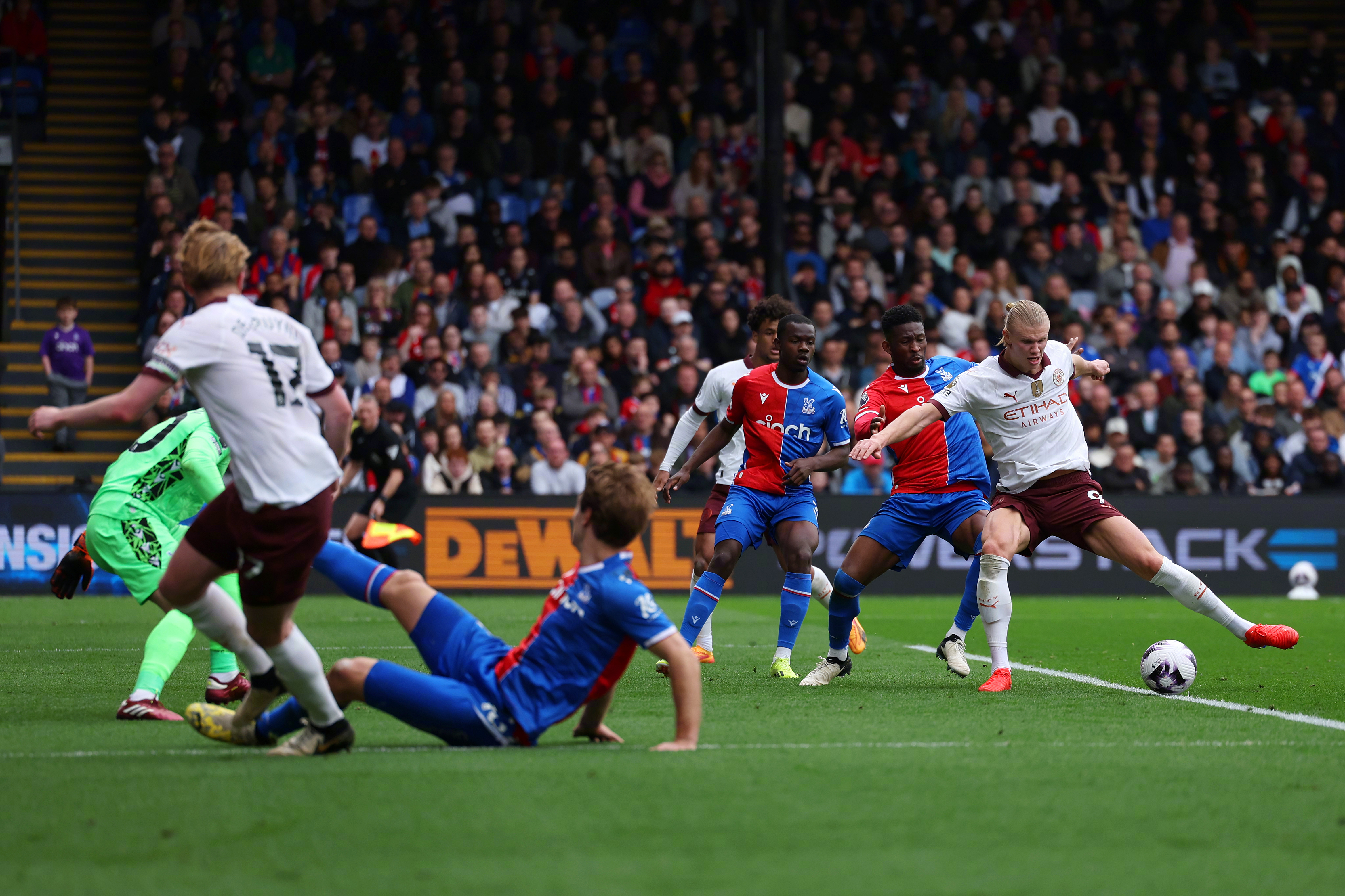 塞内加尔绝地反击曼城，孙兴慜绝境逆转的简单介绍