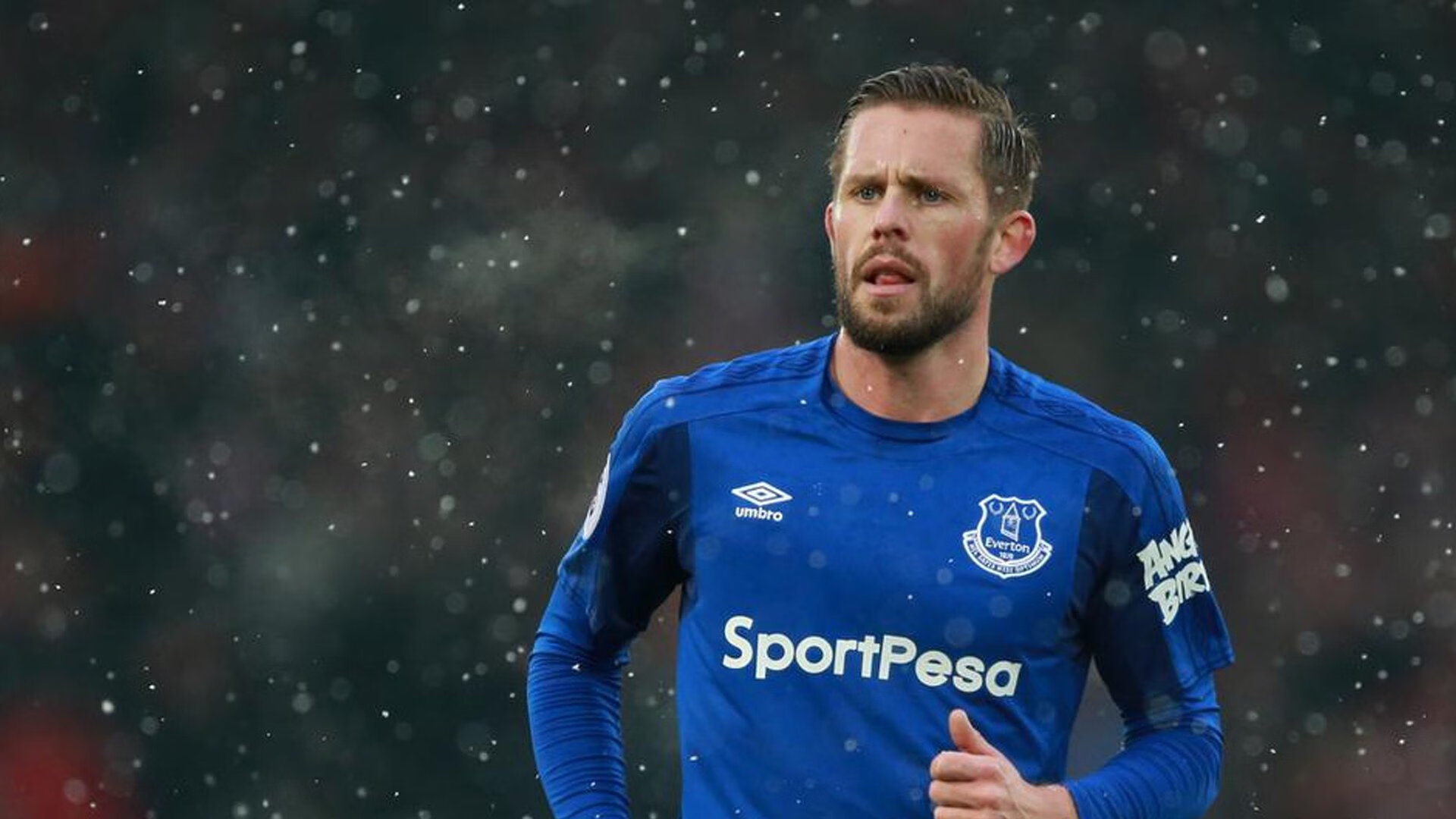 富安健洋，从后防铁闸到关键先生，卡塔尔横扫雷恩背后的战术革命